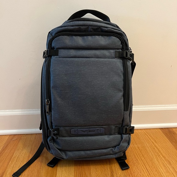 Mier Charging Laptop/Briefcase NEW - Picture 1 of 10